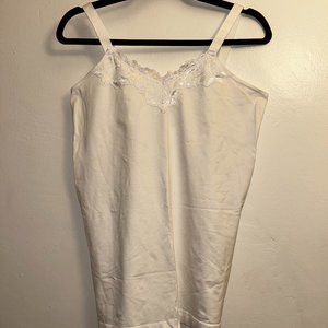Simple white Lace-Lined tank top